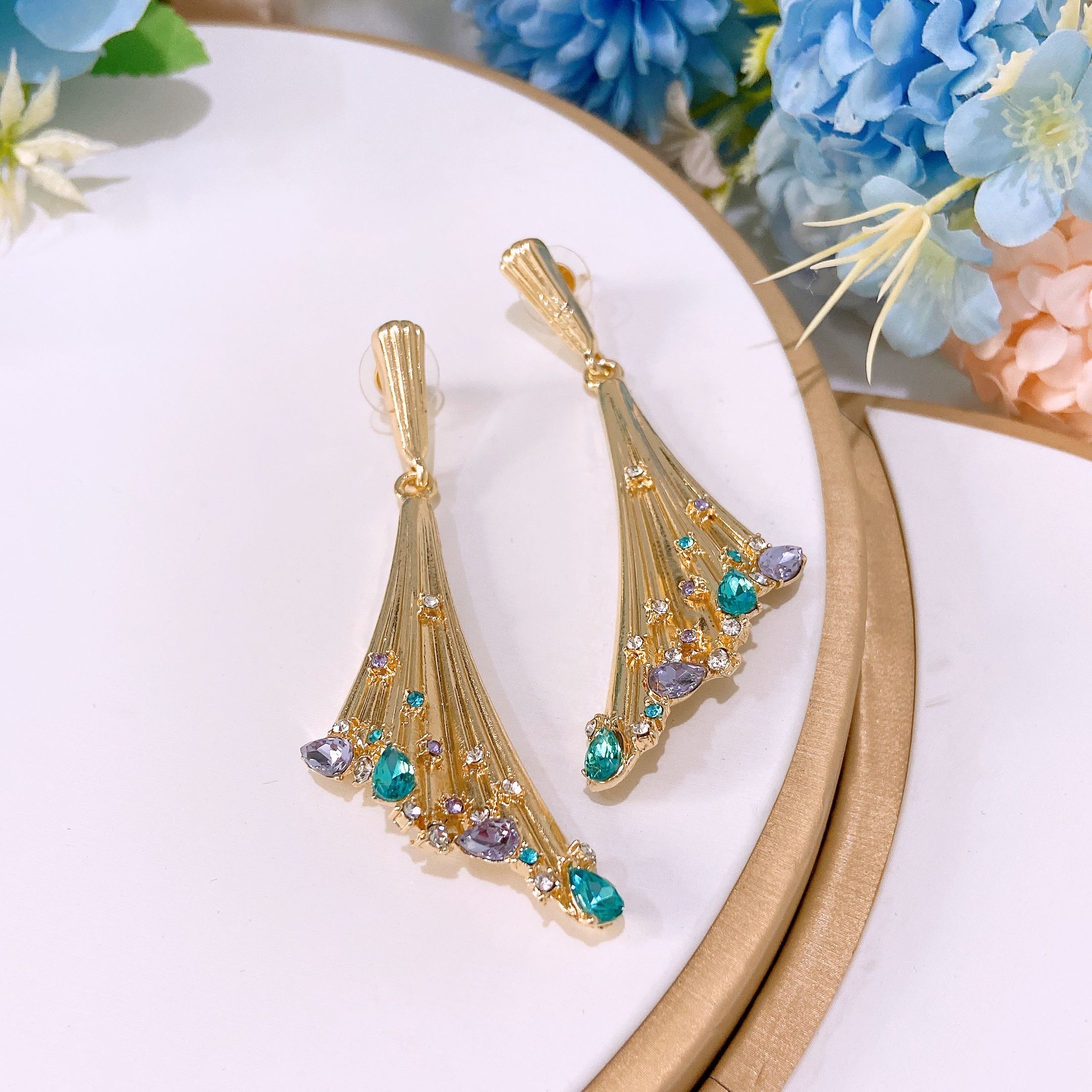 Jewelry set, necklace pendant, earring, ring, bracelet, women's jewelry fashion four piece set, jewelry set, wedding colored diamond decoration, party necklace