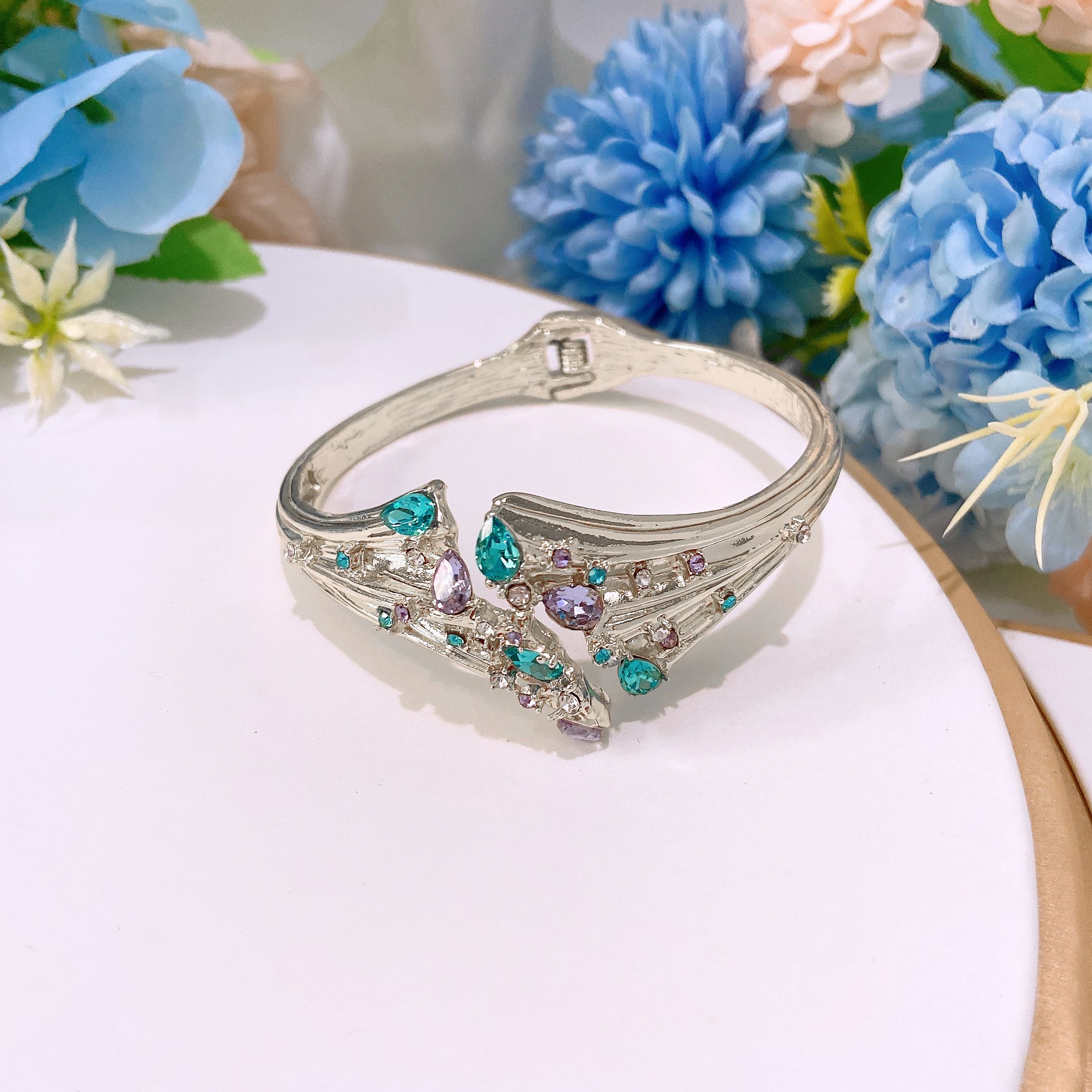 Jewelry set, necklace pendant, earring, ring, bracelet, women's jewelry fashion four piece set, jewelry set, wedding colored diamond decoration, party necklace