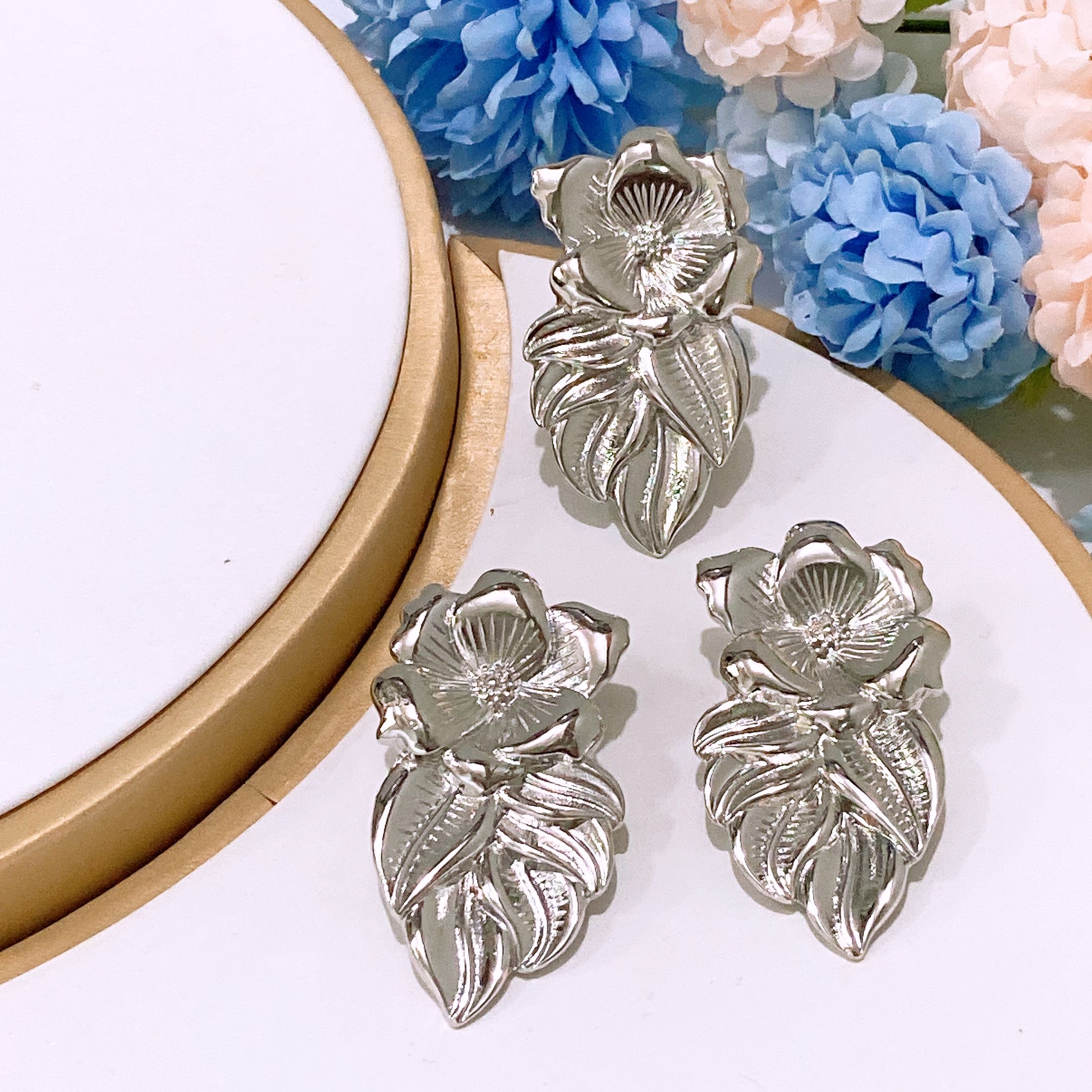 Women's Necklace Jewelry Set Simple Fashion Rhinestone Pendant Open Bracelet Adjustable Ring Daily Wear Jewelry Holiday Gift Jewelry 5 Piece Set Necklace Earring Ring Bracelet