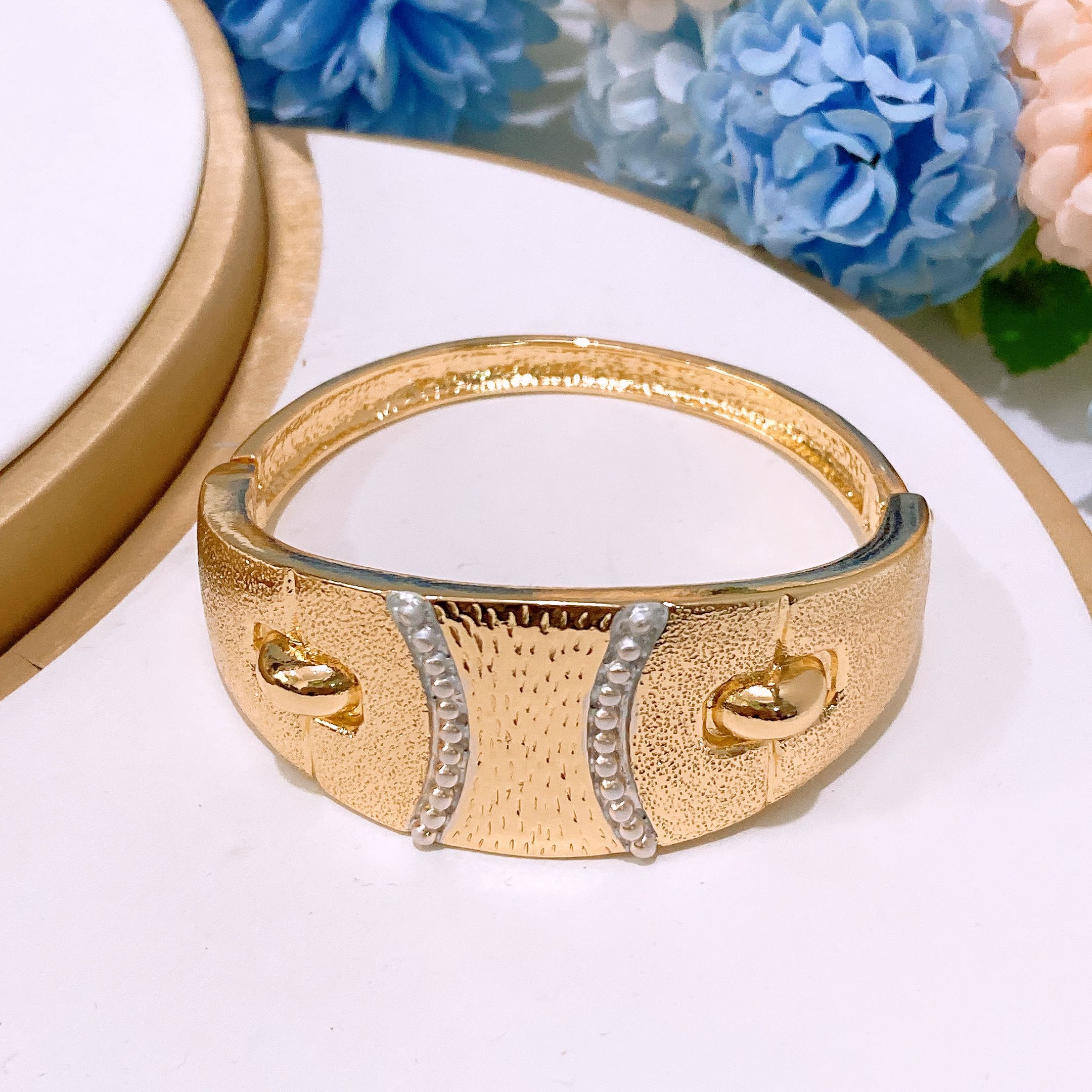Fashion Jewelry 4-piece Jewelry Set Pendant Open Bracelet Adjustable Ring Daily Wear Jewelry Holiday Gift Jewelry 4-piece Set Necklace Earrings Bracelet Dubai Women's Jewelry