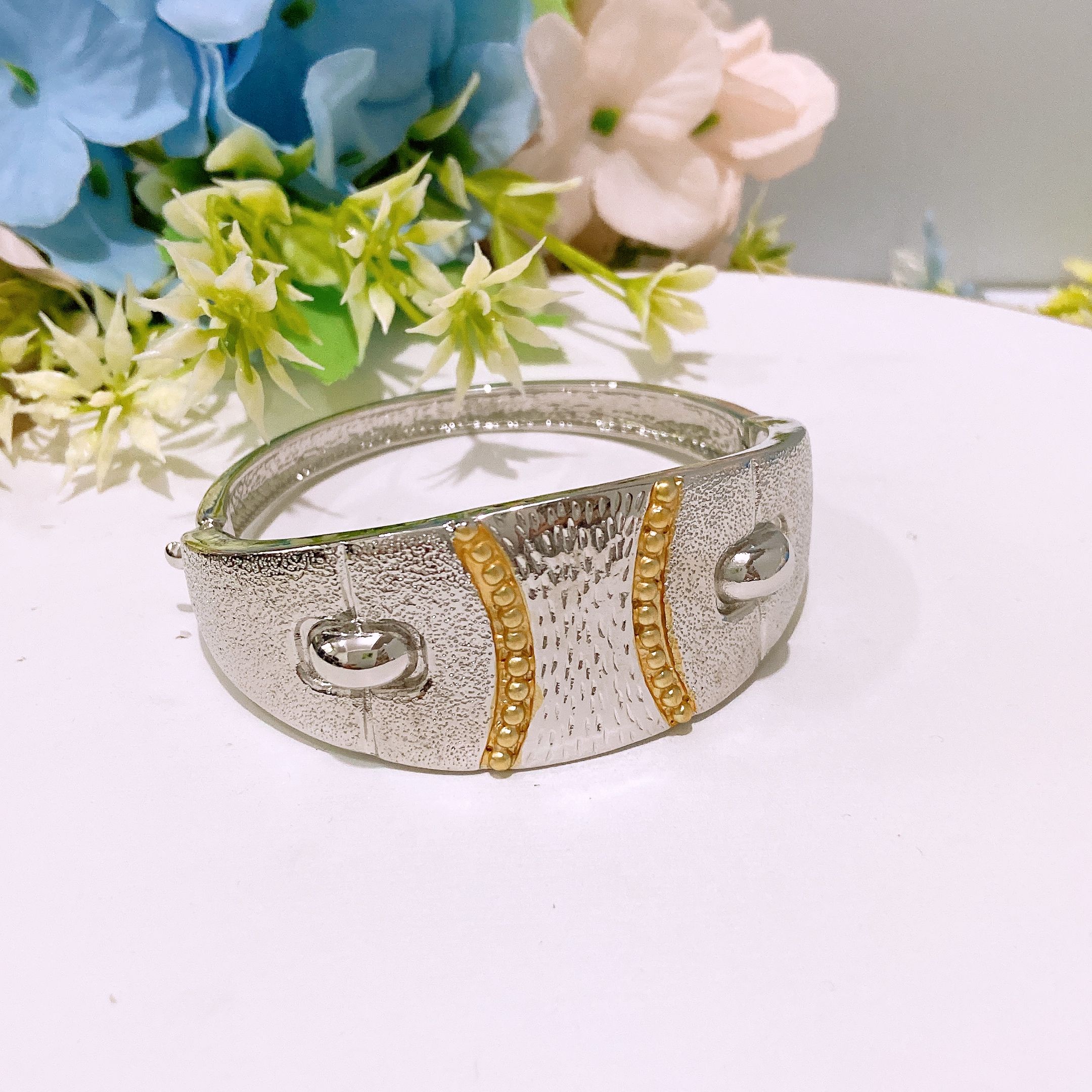 Fashion Jewelry 4-piece Jewelry Set Pendant Open Bracelet Adjustable Ring Daily Wear Jewelry Holiday Gift Jewelry 4-piece Set Necklace Earrings Bracelet Dubai Women's Jewelry