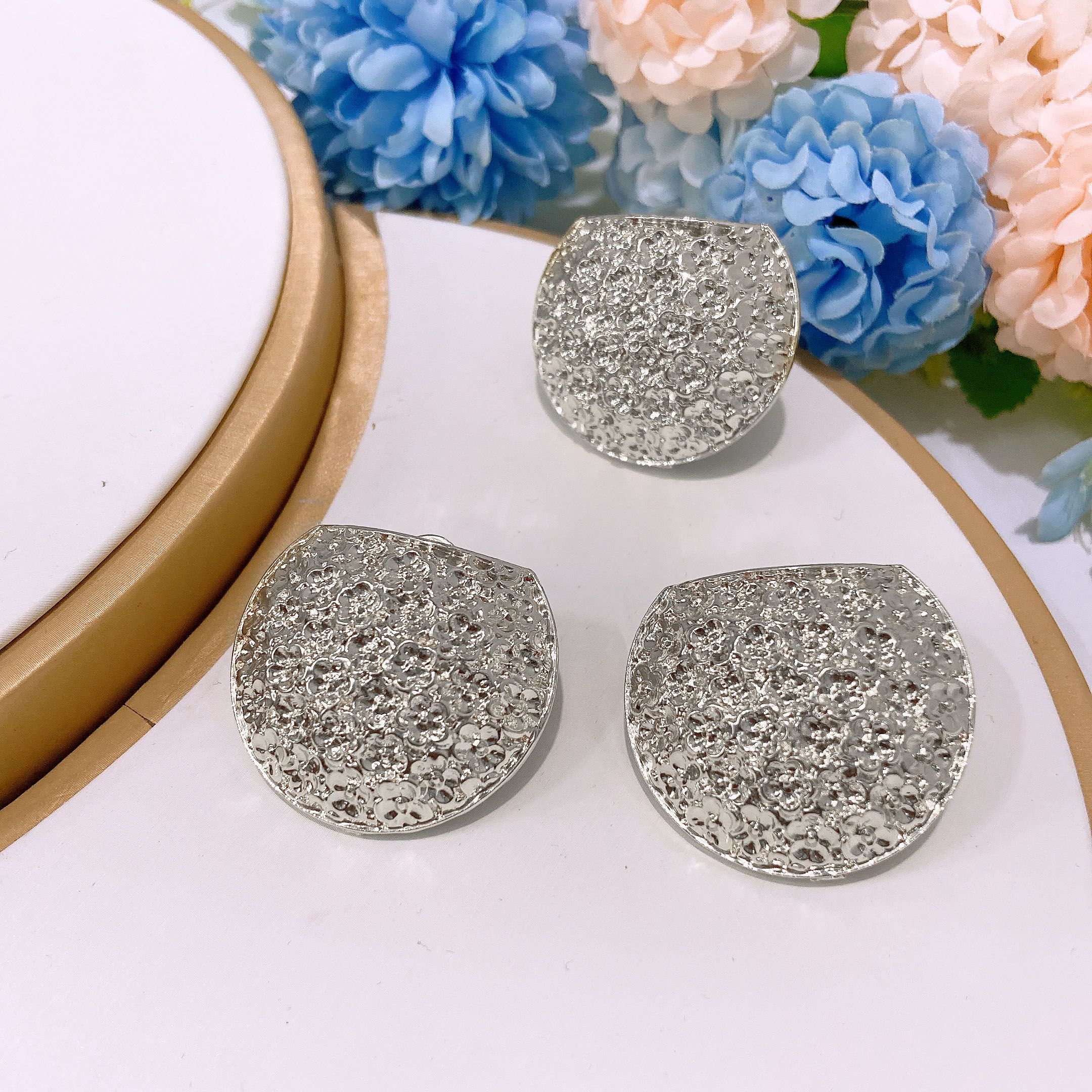 Fashion Jewelry 4-piece Set Jewelry Pendant Open Bracelet Adjustable Ring Daily Wearing Necklace Small Flower Design Holiday Gift Jewelry 4-piece Set Necklace Earrings Bracelet Dubai Women's Jewelry
