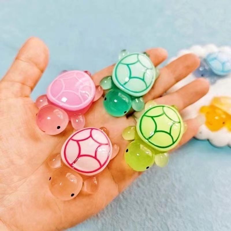 10pcs Cute Cartoon Resin Luminous Turtle Ornament Cartoon Aquarium Fish Tank Miniature Desktop DIY Home Decoration Accessories Gifts