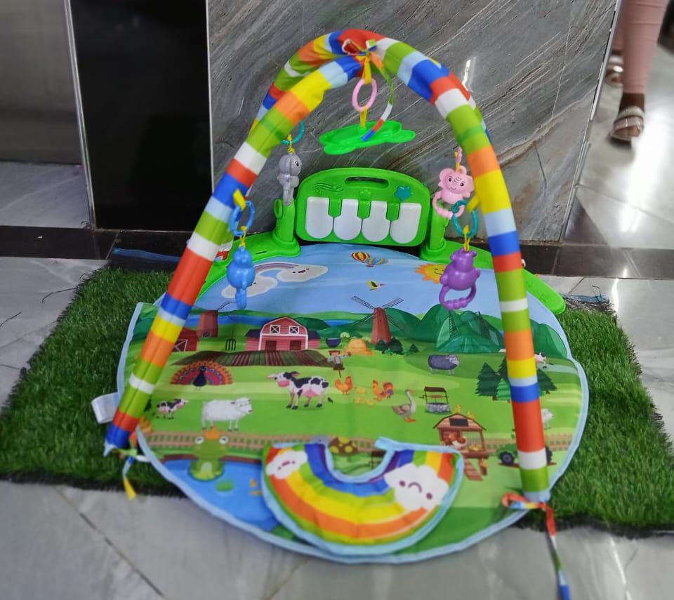 Piano fitness Rack with music that stimulate babies and sense of hearing 
0-6months