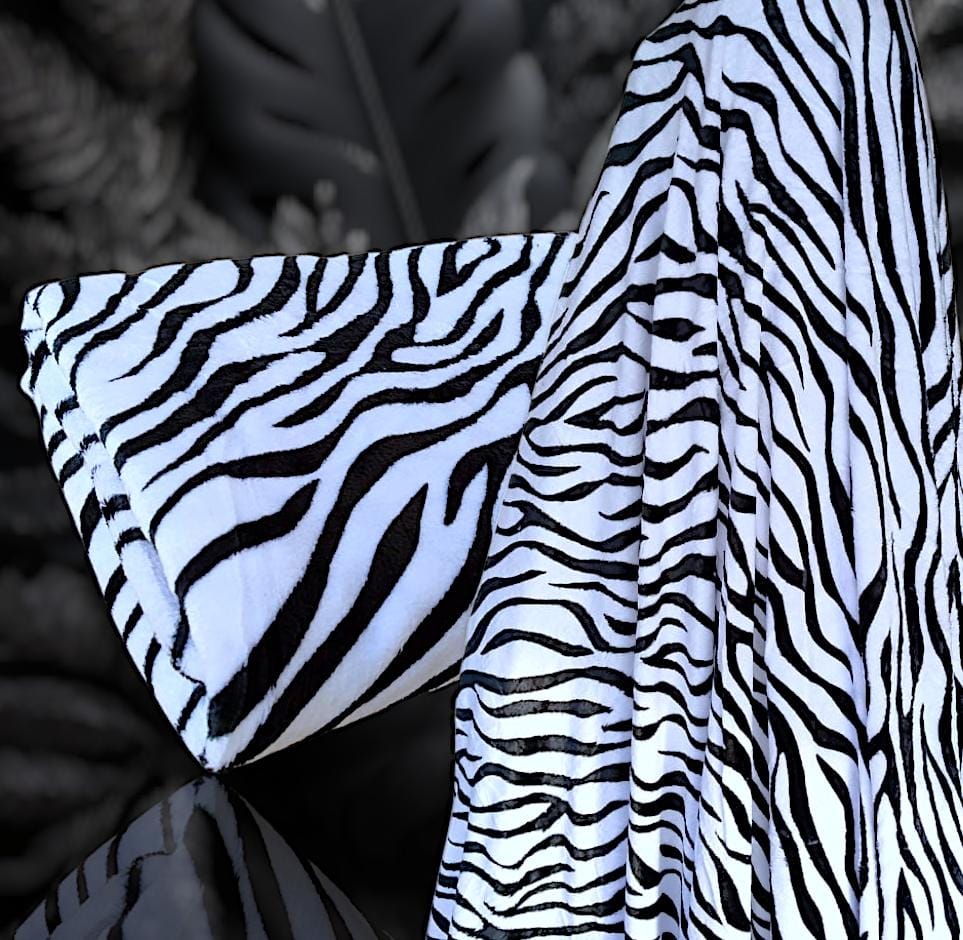 1Pc classy Bedding Designer Fleece blankets