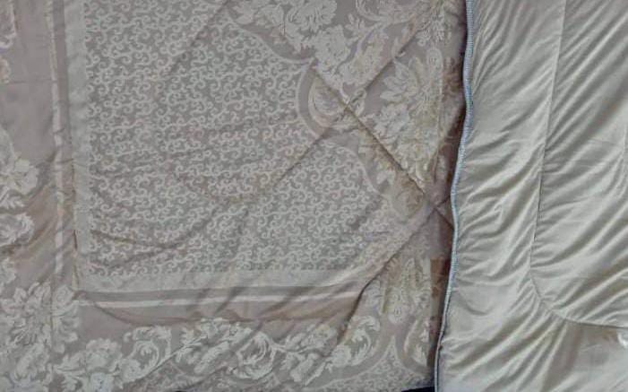 SPEACIAL LIMITED OFFER ONLY AT KILIMALL!!!  [ 6 x 7 ] New Arrival Brand New Comfortable Silk Duvets, Comes with (1 bedsheet & 2 pillowcases )
