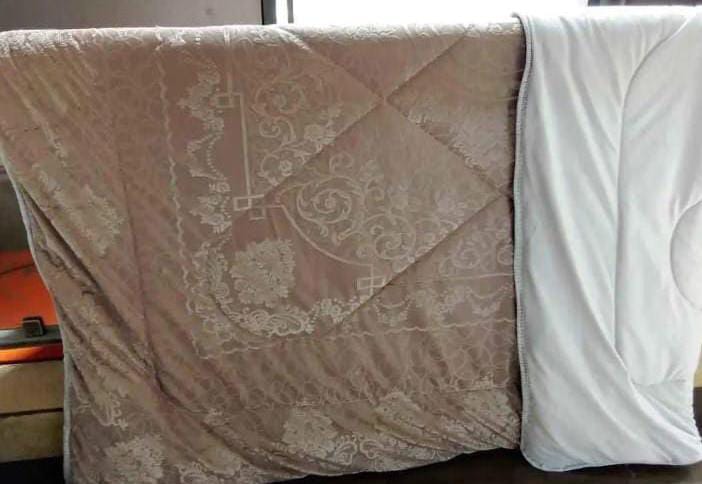 SPEACIAL LIMITED OFFER ONLY AT KILIMALL!!!  [ 6 x 7 ] New Arrival Brand New Comfortable Silk Duvets, Comes with (1 bedsheet & 2 pillowcases )