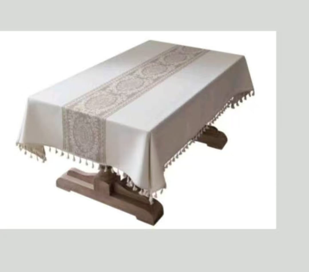 [🤑🥑**KILIMALL BEST PRICES ONLY **🥑🌽 ] 1Pc Size [ 150*220cm] Brand new Stylish and Luxurious Linen Dining Table cloth, .Designed With Durability and Functionality👌