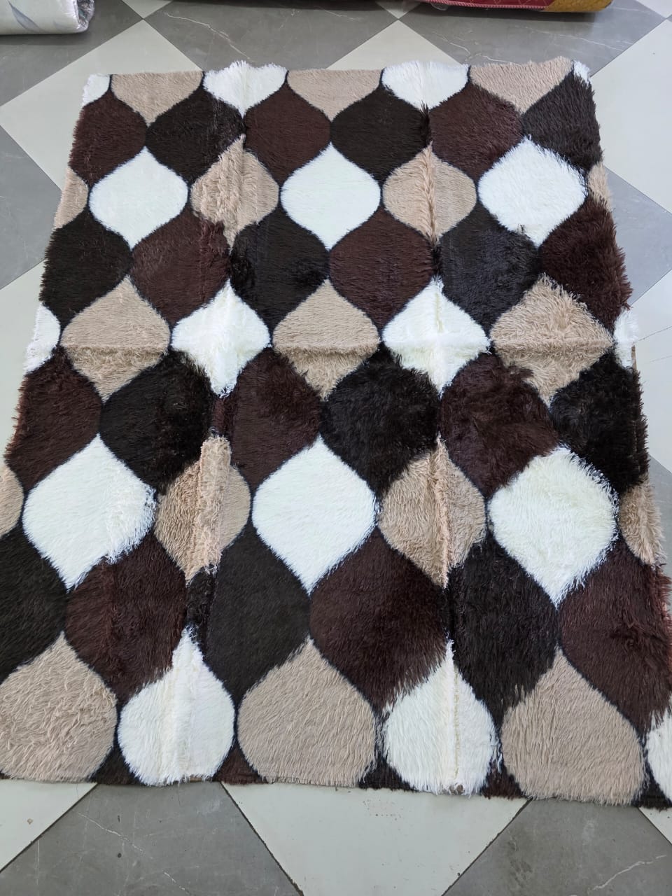 🔴 LAST CHANCE OFFER 🔴 - Fluffy Carpet 5x8 – Soft, Cozy & Stylish Area Rug at Affordable Price