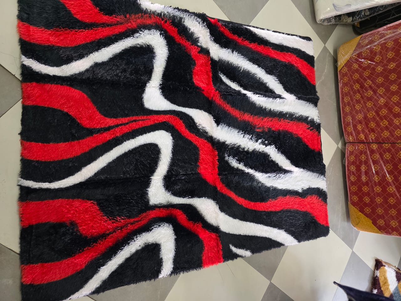 🔴 LAST CHANCE OFFER 🔴 - Fluffy Carpet 5x8 – Soft, Cozy & Stylish Area Rug at Affordable Price