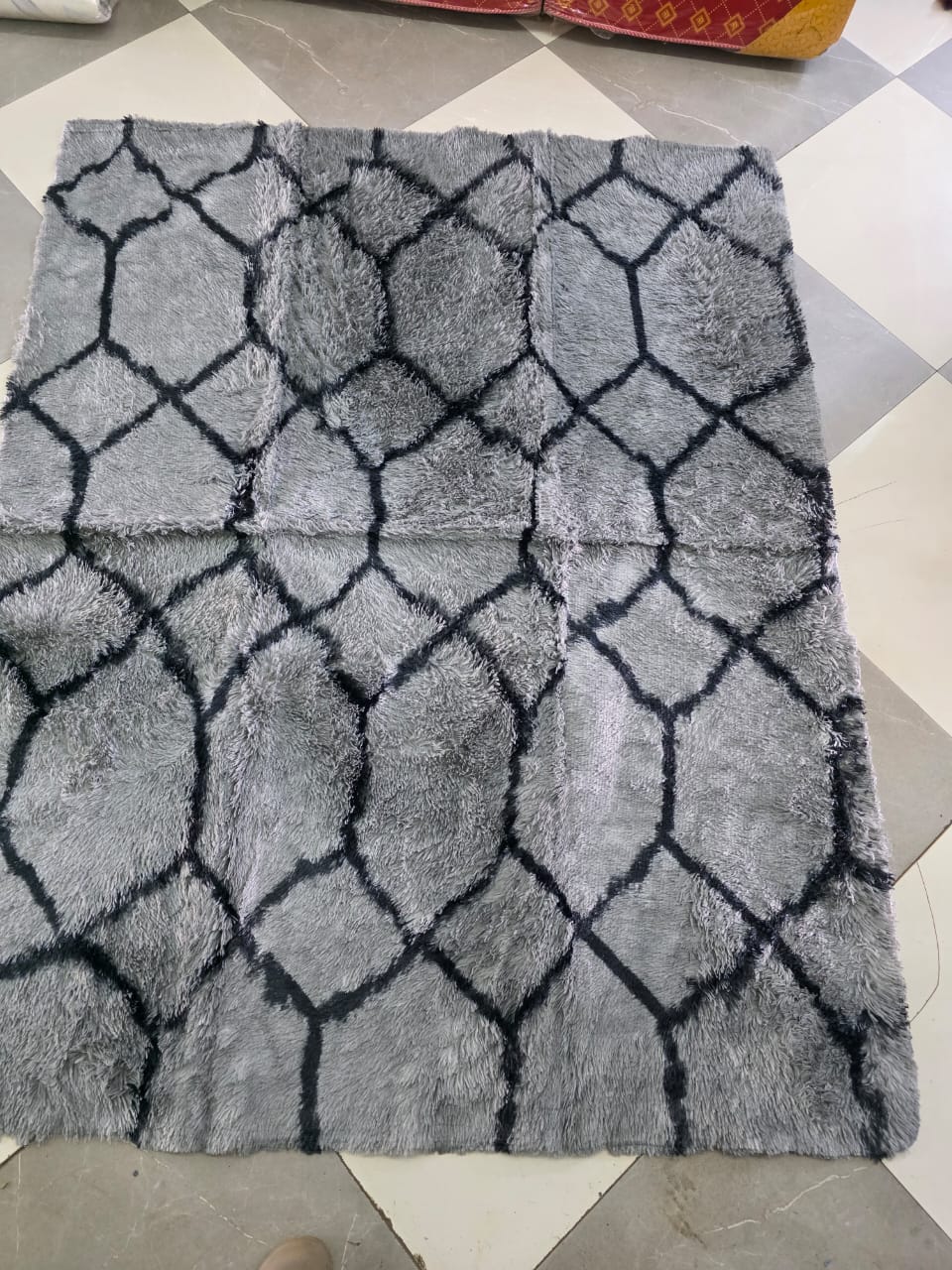 🔴 LAST CHANCE OFFER 🔴 - Fluffy Carpet 5x8 – Soft, Cozy & Stylish Area Rug at Affordable Price