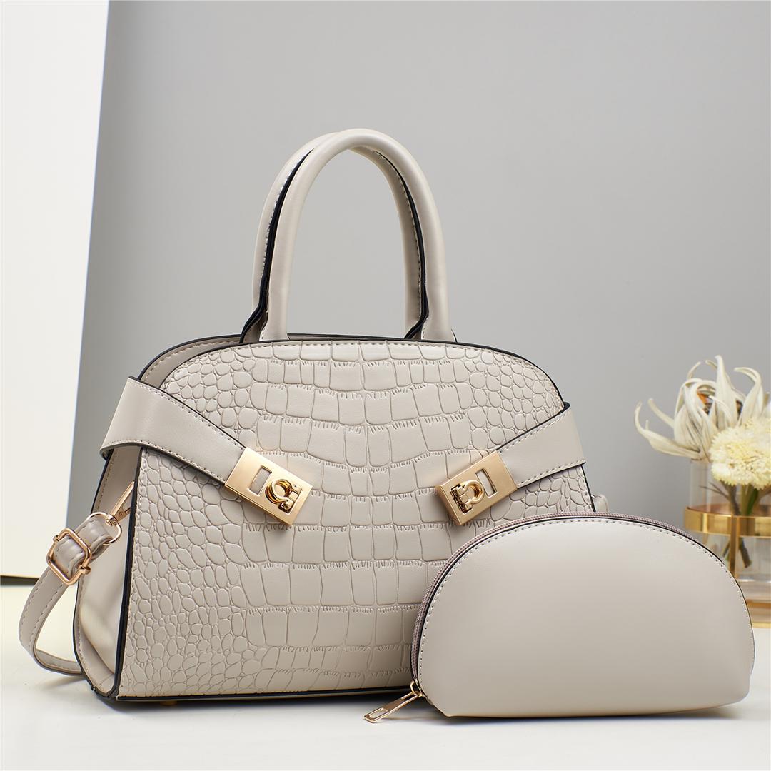 ⏰ TIME LIMITED OFFER ⏰ – a 1 pc Stylish Women’s Leather Handbag, Large Round Bag, Casual & Formal, Travel & Party Ready