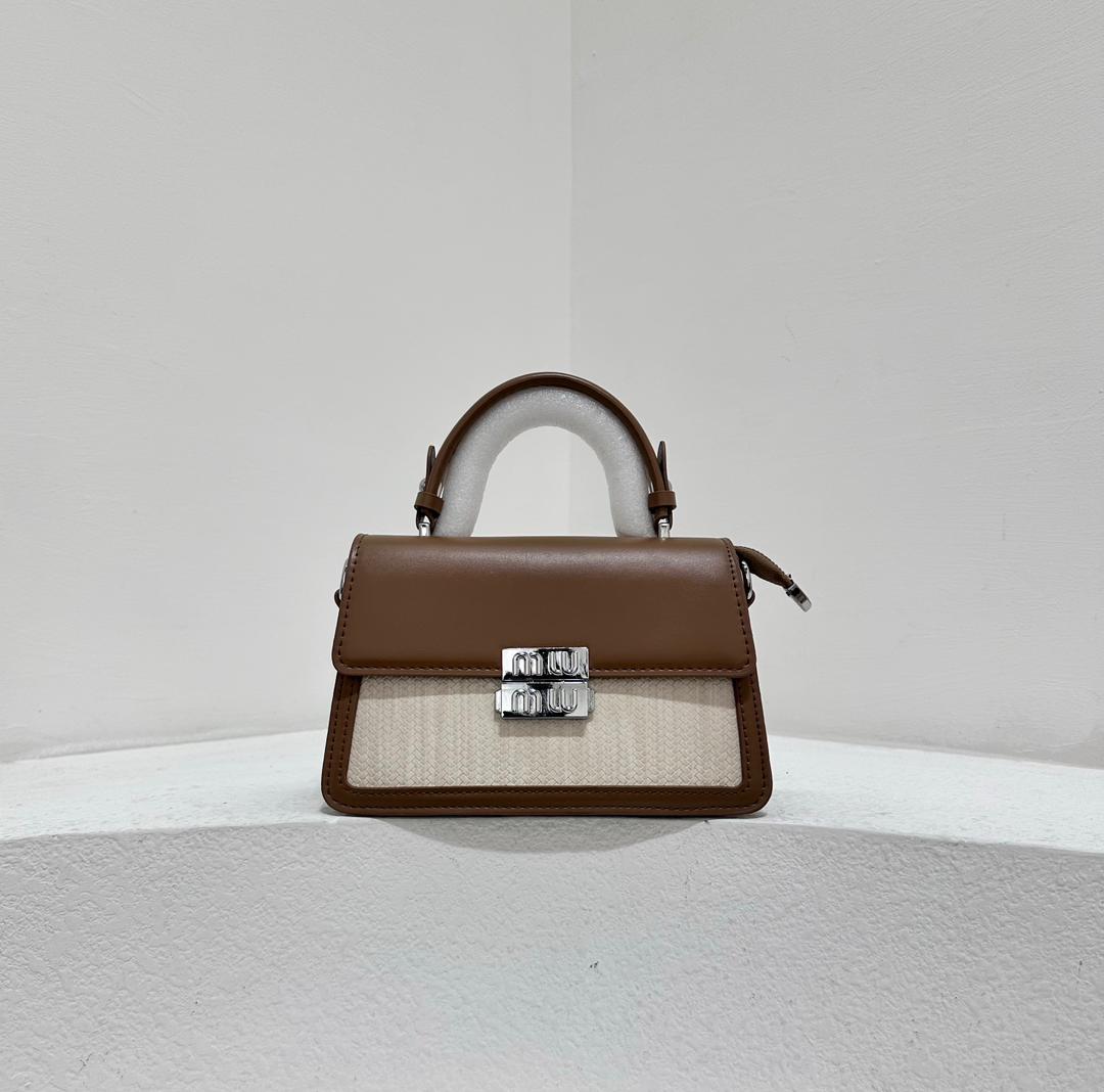 🔔 ALERT OFFER 🔔 – A 1 pc Stylish Women’s Leather Handbag, Large Round Fashion Bag, Casual & Formal, Travel & Party Ready