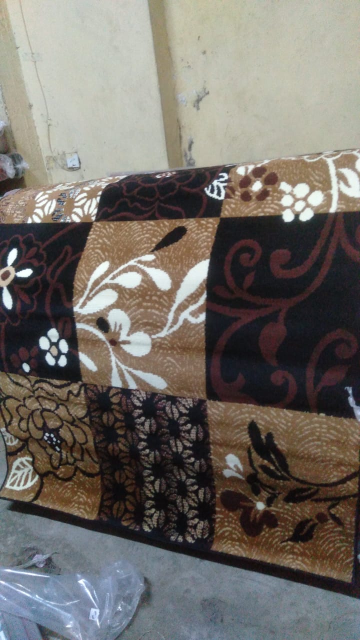 [NEW ARRIVALS !!! ] size 6 x9 fts High quality Normal Carpet