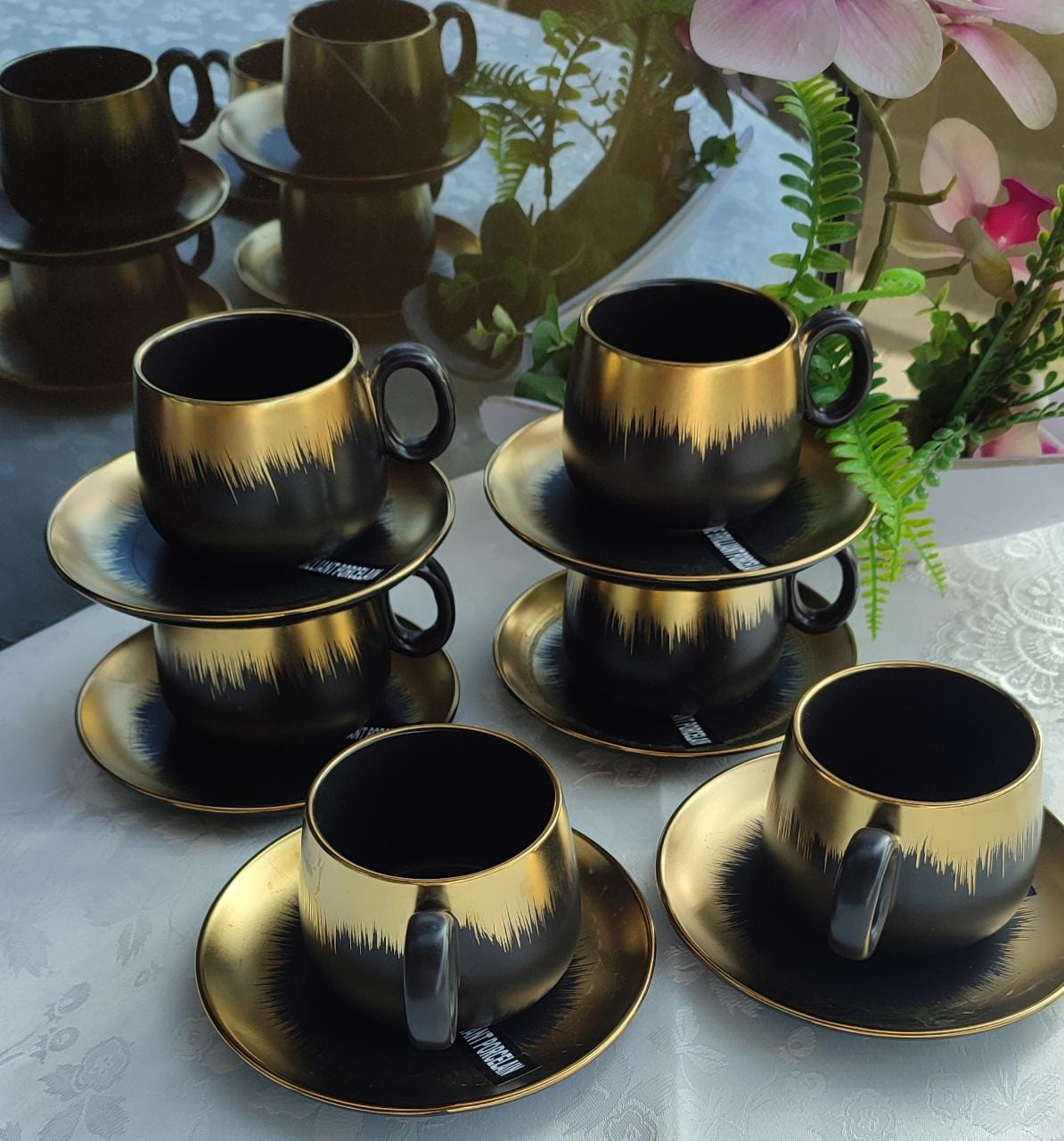 [ EXPERIENCE LUXURY FOR LESS ✨🤩🤩 !!! ] 12 Pcs Classy Brand New Very High Quality Stylish and Luxurious Cup saucer set Consist 6 cups and 6 saucers For Home and Kitchen Use .Exclusive and Enticing✨👌