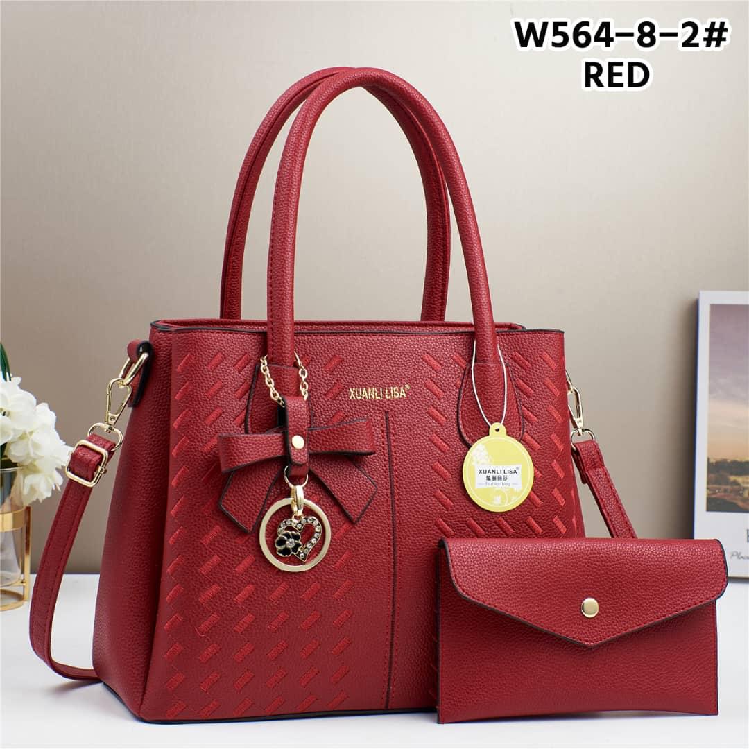 [CLASSY NEW ARRIVALS JUST FOR YOU 🤩🤩✨ !!! ] 2 IN 1 Classy Stylish and Luxurious Ladies Handbag Thats Great For Keeping all Your Necessities Safely Organised While Still Looking Your Absolute Best
