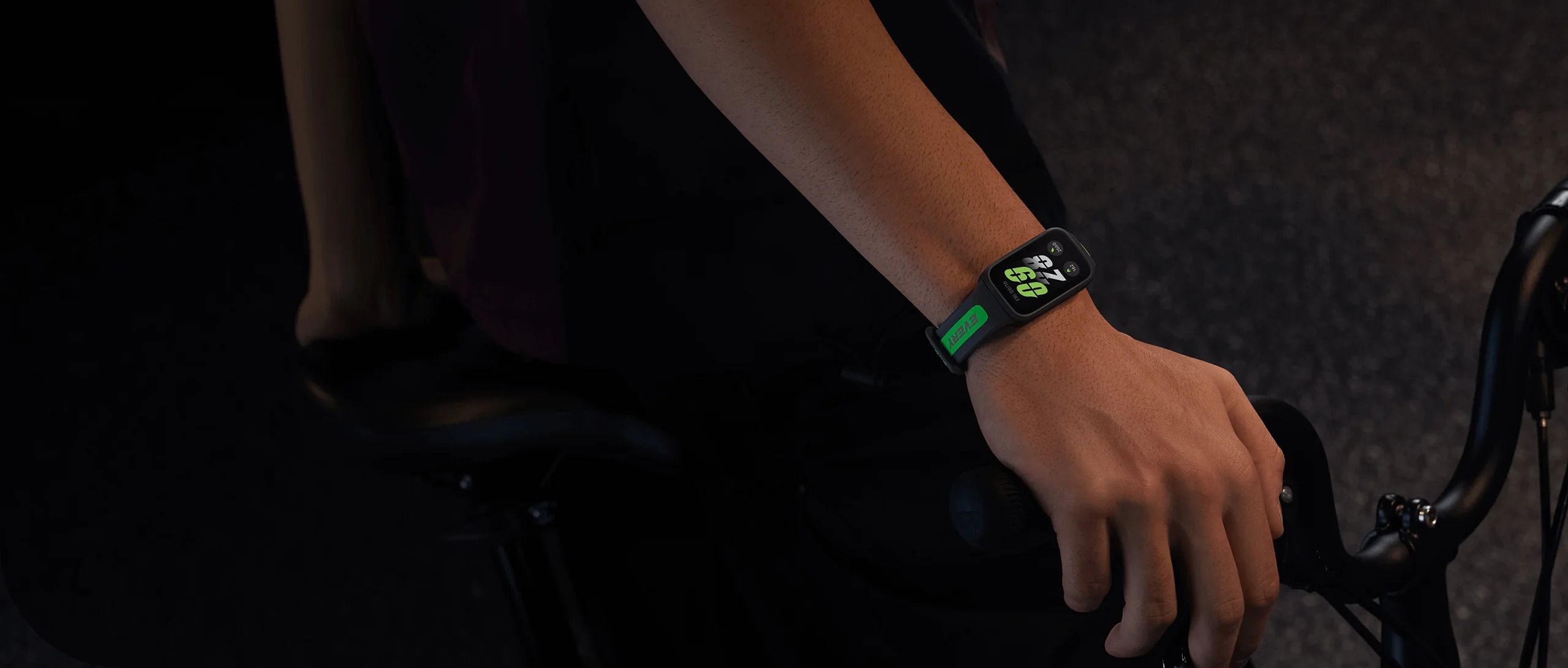 Xiaomi Smart Band 9 Active 18 days Battery Life 1.47-inch TFT quartz movement system monitors various aspects of your health and fitness