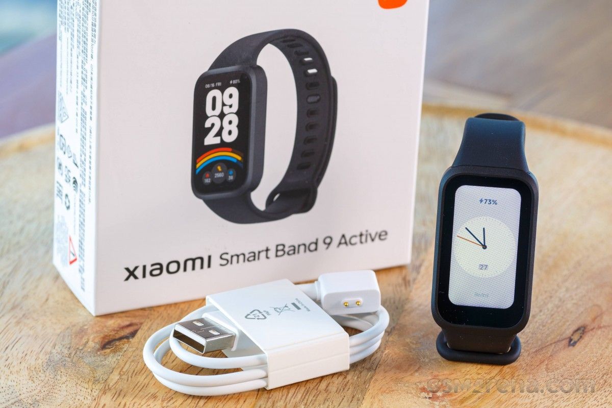 Xiaomi Smart Band 9 Active 18 days Battery Life 1.47-inch TFT quartz movement system monitors various aspects of your health and fitness