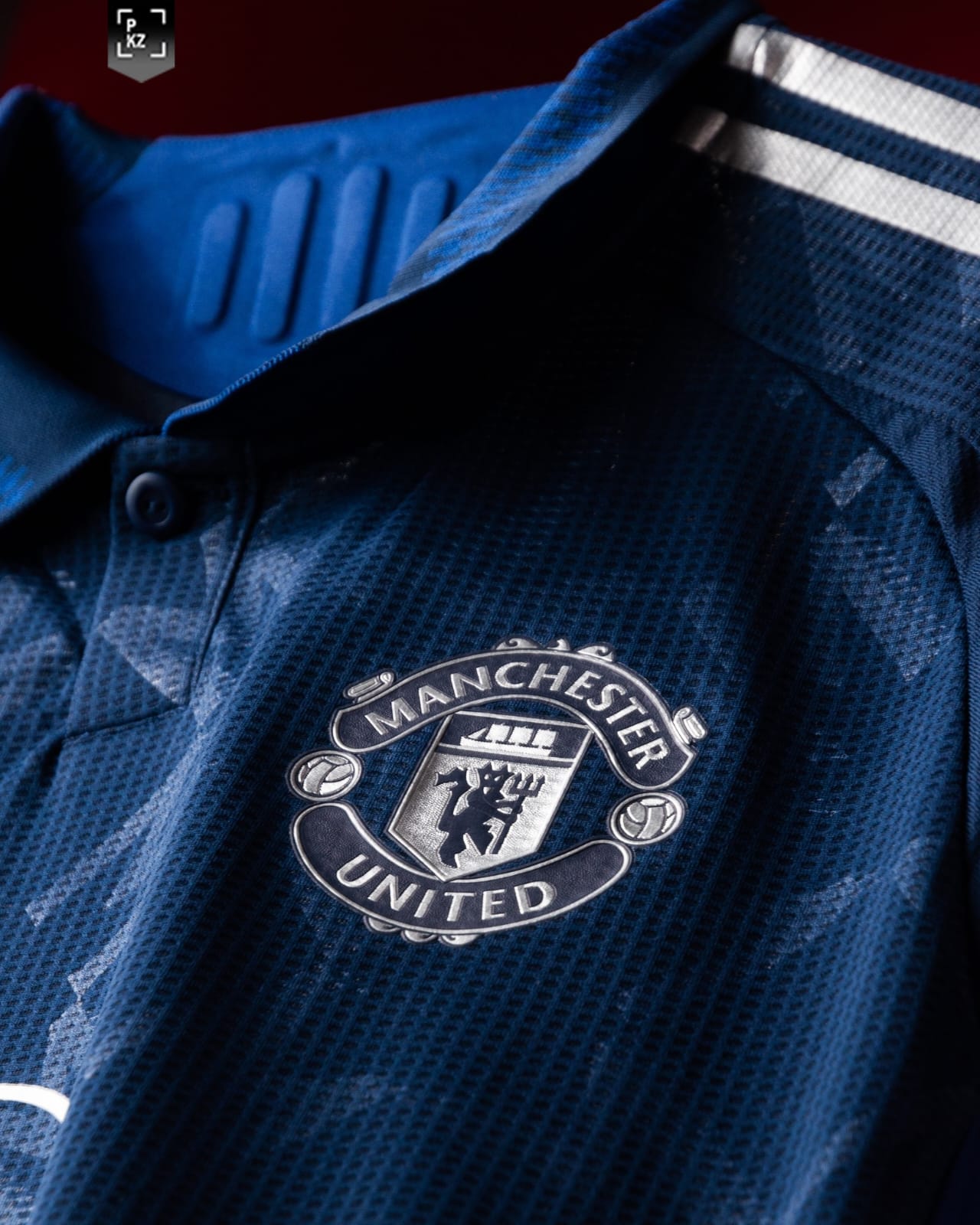 Manchester United Away Jersey 24/25 Player Version Football Kit