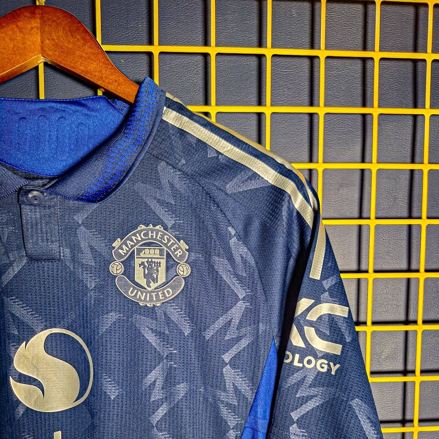 Manchester United/ Man united Away Jersey 24/25 Football Kit