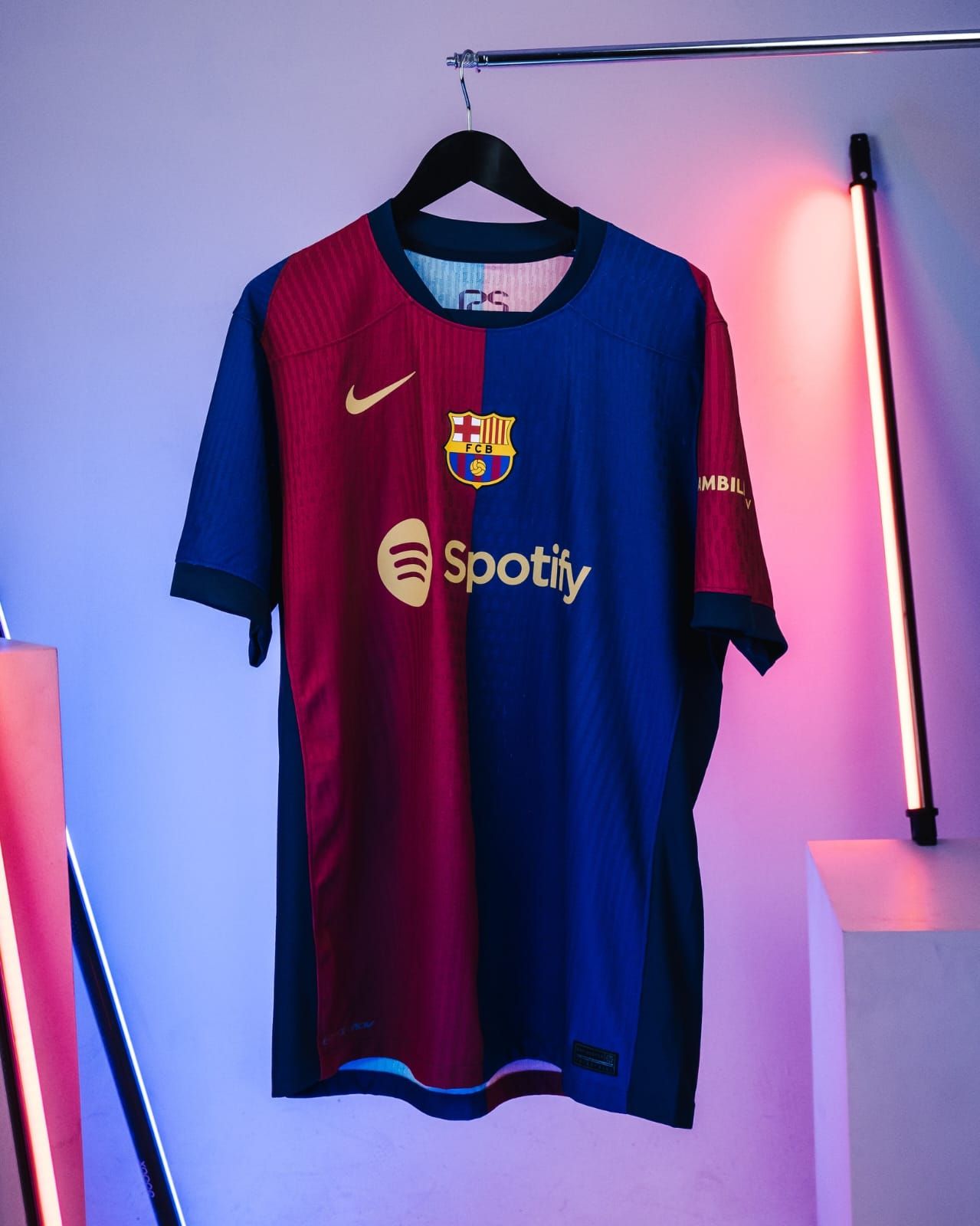 Barcelona Home Kit 24/25 Authentic Football Jersey