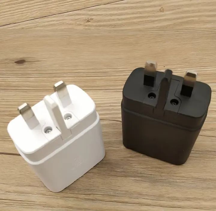 Samsung/iphone 25w Power Adapter  Super Fast Charger  with Type-C To Type-C Cable  also charges iphone 15  iPhone 15 / pro/ pro max iphone 16  / pro/ pro max iphone 16e
