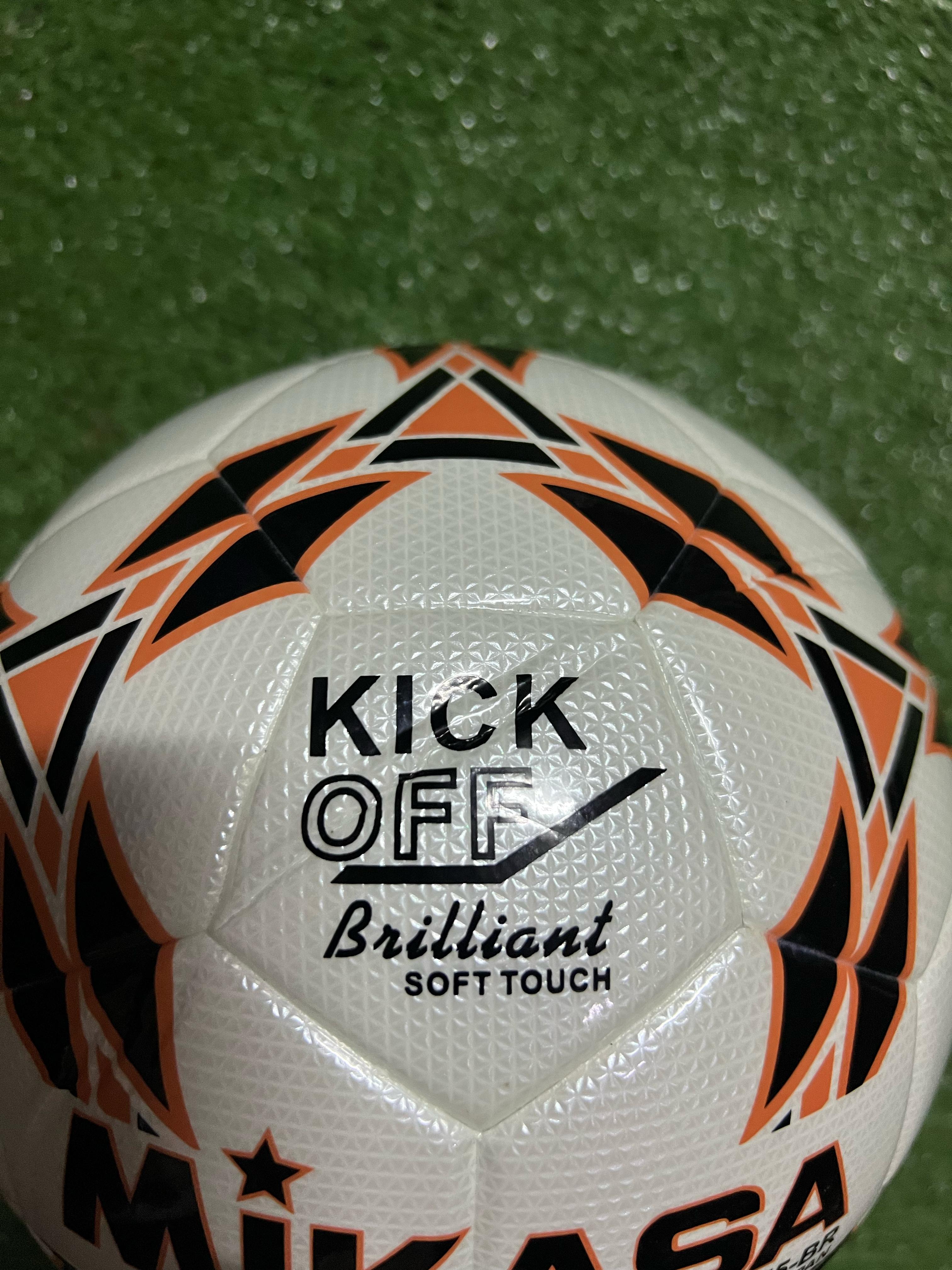 MIKASA FIFA QUALITY PRO Official Match Ball For Football Size 5 PLUS FREE PUMP