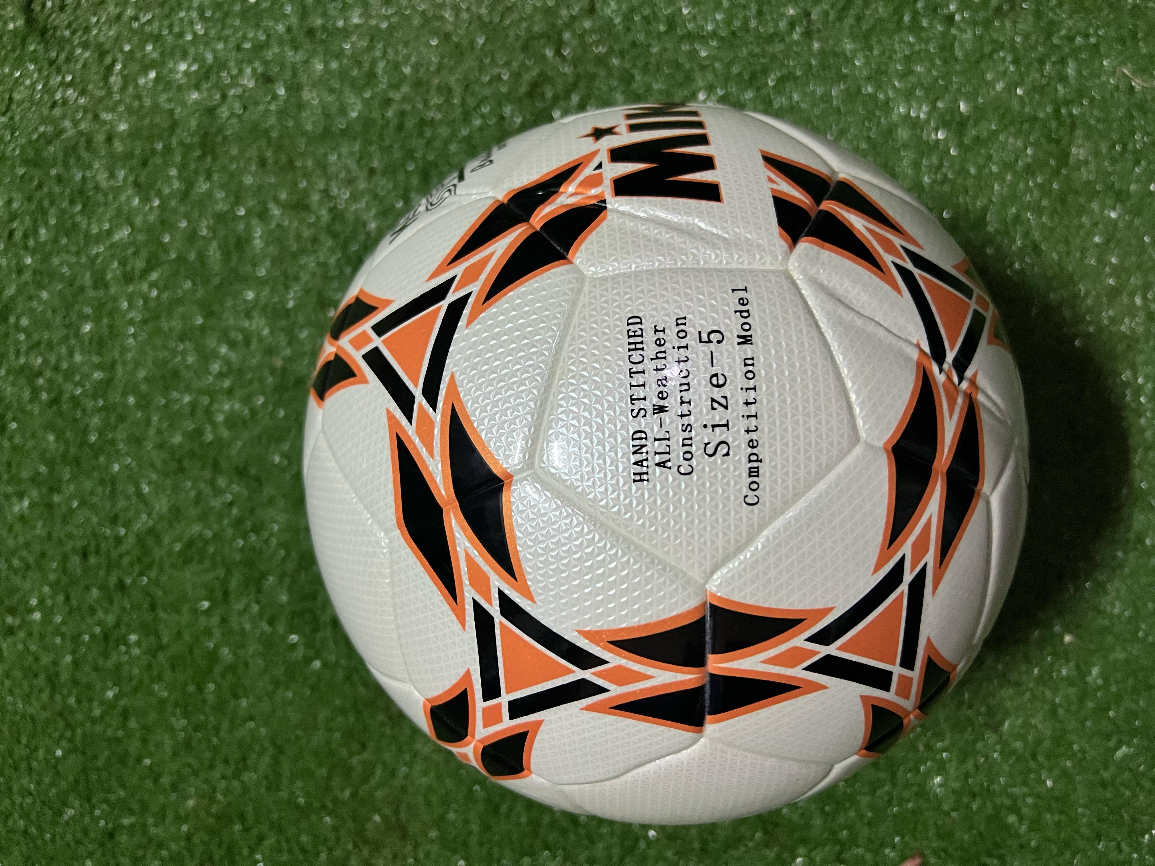 MIKASA FIFA QUALITY PRO Official Match Ball For Football Size 5 PLUS FREE PUMP