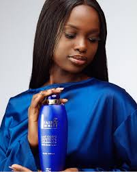 Fair & White (NEW ORIGINAL) Exclusive Body Lotion with Pure Vitamin C - Radiant Skin - 500ml / 17 formulated to even out skin tone and revitalize dull tired-looking skin.