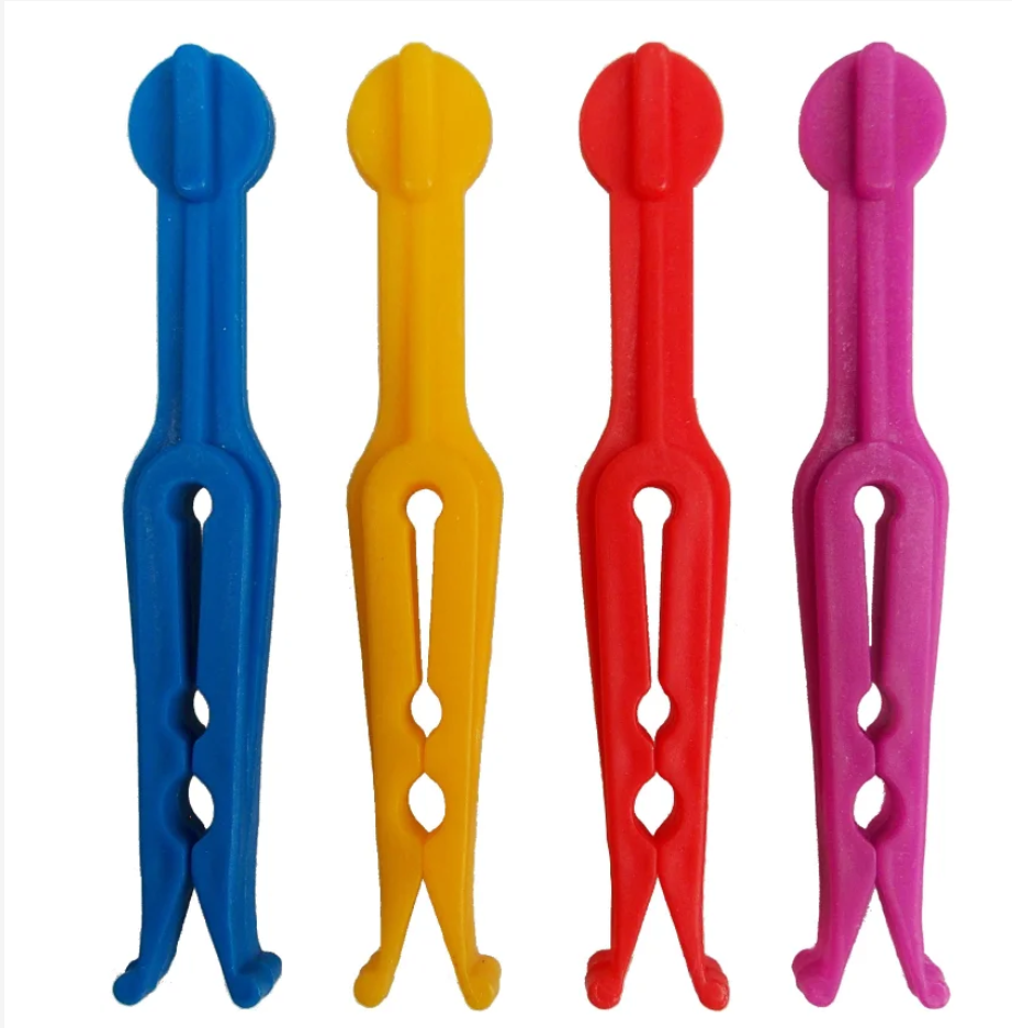 Safari plastic home and living storage organization laundry plastic good quality pegs  home living house cloth hanging pegs tools 144 psc