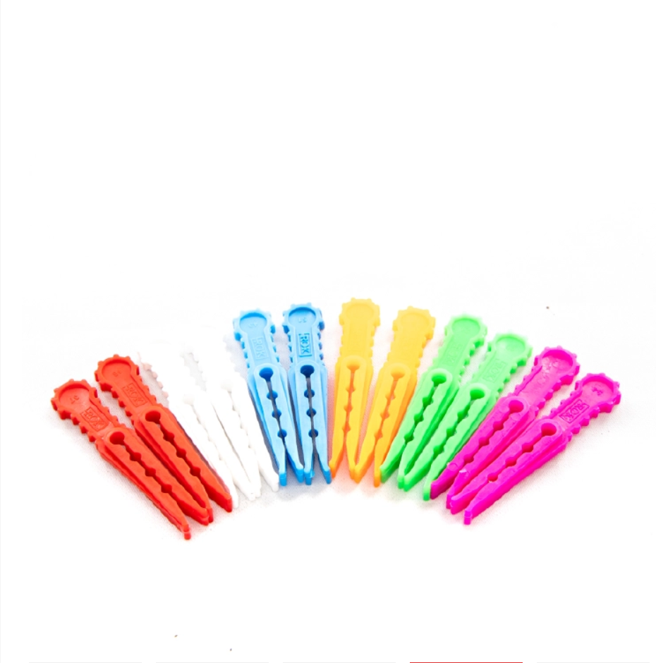 Safari plastic home and living storage organization laundry plastic good quality pegs  home living house cloth hanging pegs tools 144 psc