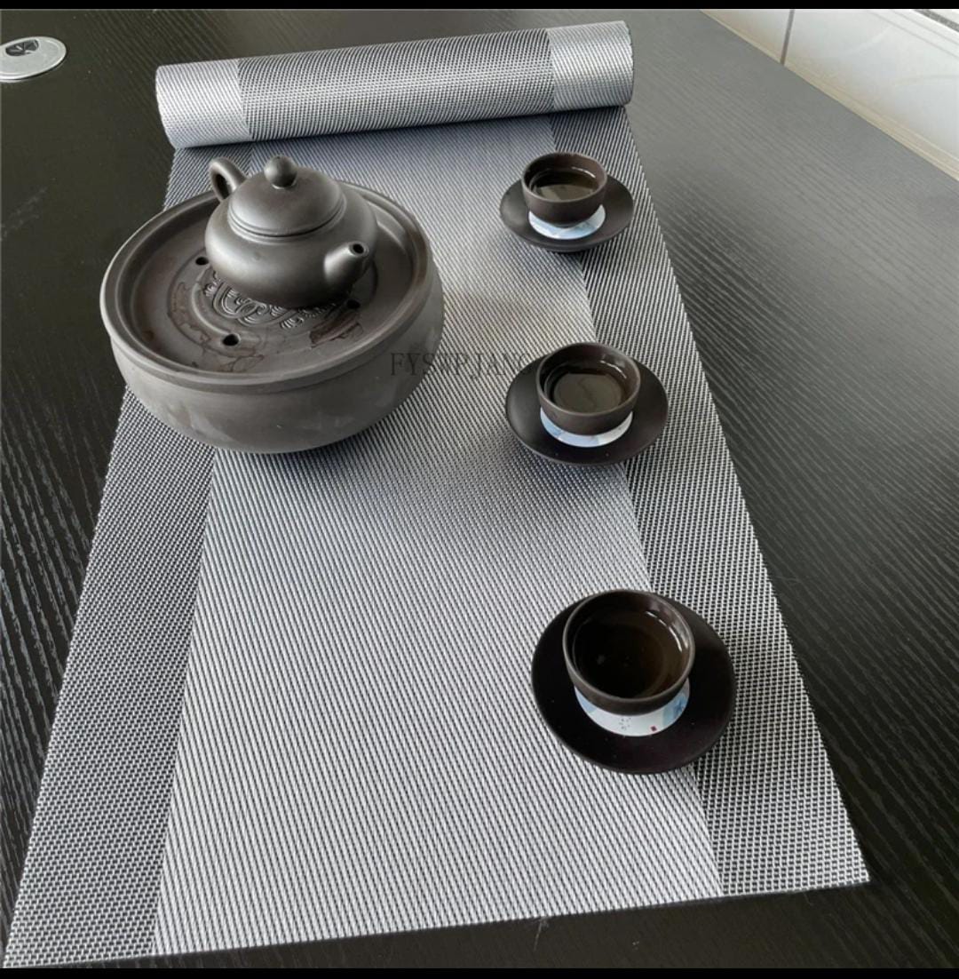 Set of 6pcs PVC Home/dining table mats with one piece centre table runner