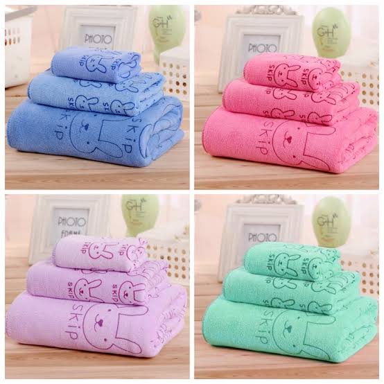 Baby Bath Towel 3Pcs Set  with Microfibre Print, Soft, Absorbent Towel Set for Daily Use, 70 x 140 cm + 36 x 74 cm + 25 x 25 cm