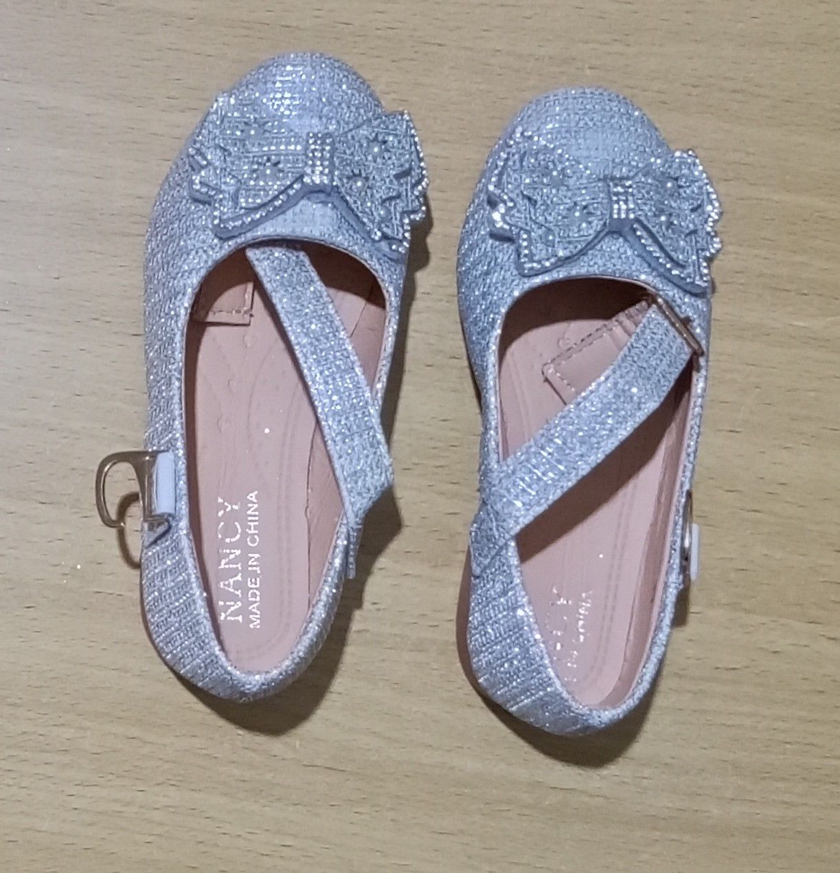 Girl's Silver Glitter Ballet Flats Soft Mary Jane Dress Party Shoes Non-Slip