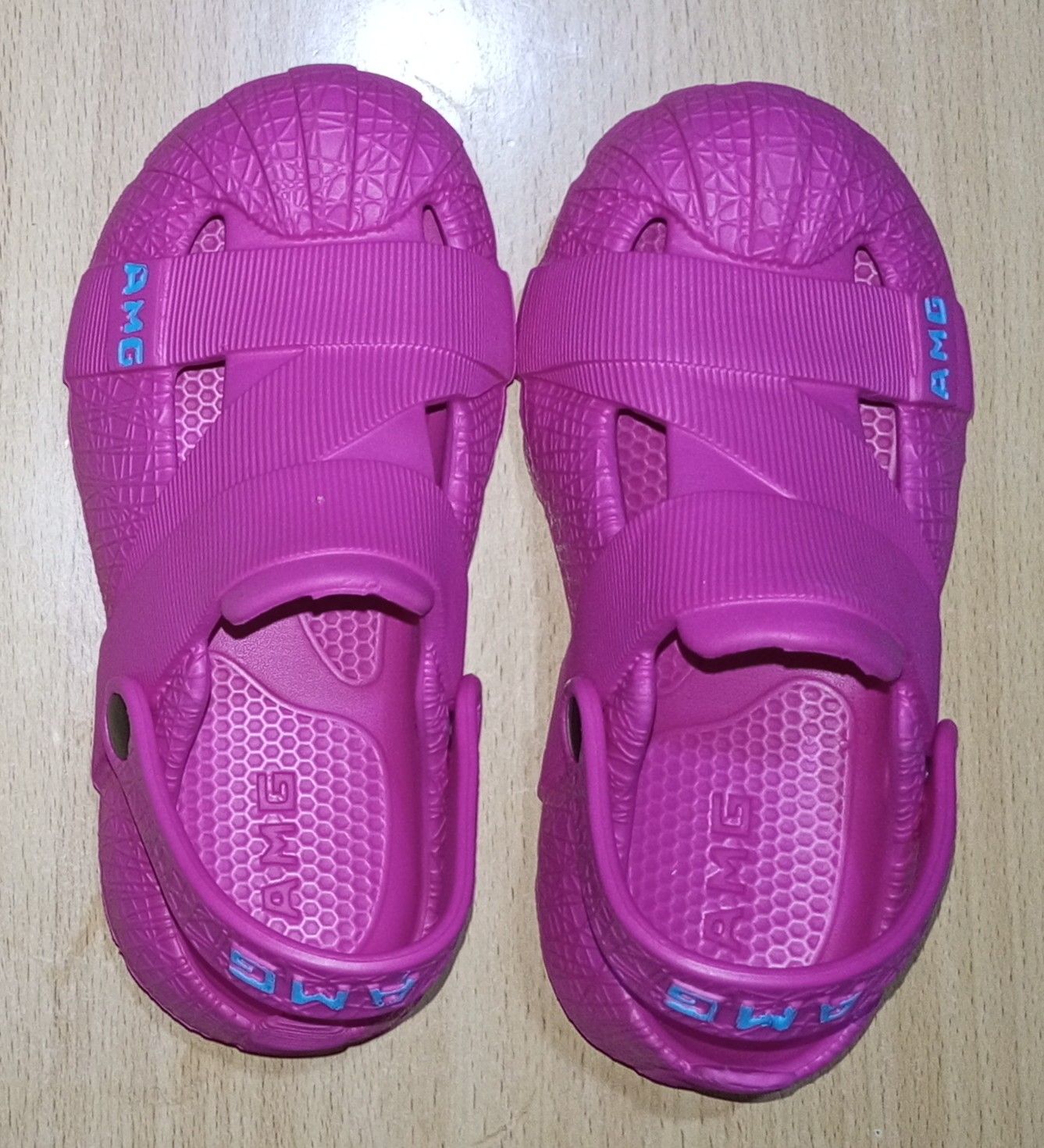 Pink Summer Baby Boys Girls Hole Shoes Sandals Soft Bottom Non-slip Kid Accessory Children Foam Slip-On Breathable Slippers