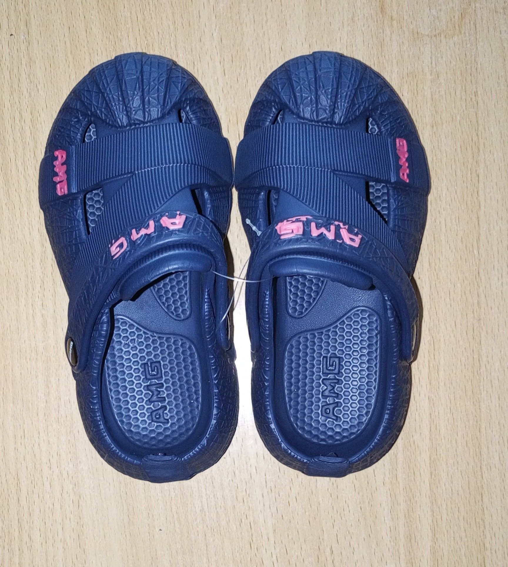 * Small Fitting** Summer Baby Boys Girls Hole Shoes Sandals Soft Bottom Non-slip Kid Accessory Children Foam Slip-On Breathable Slippers
