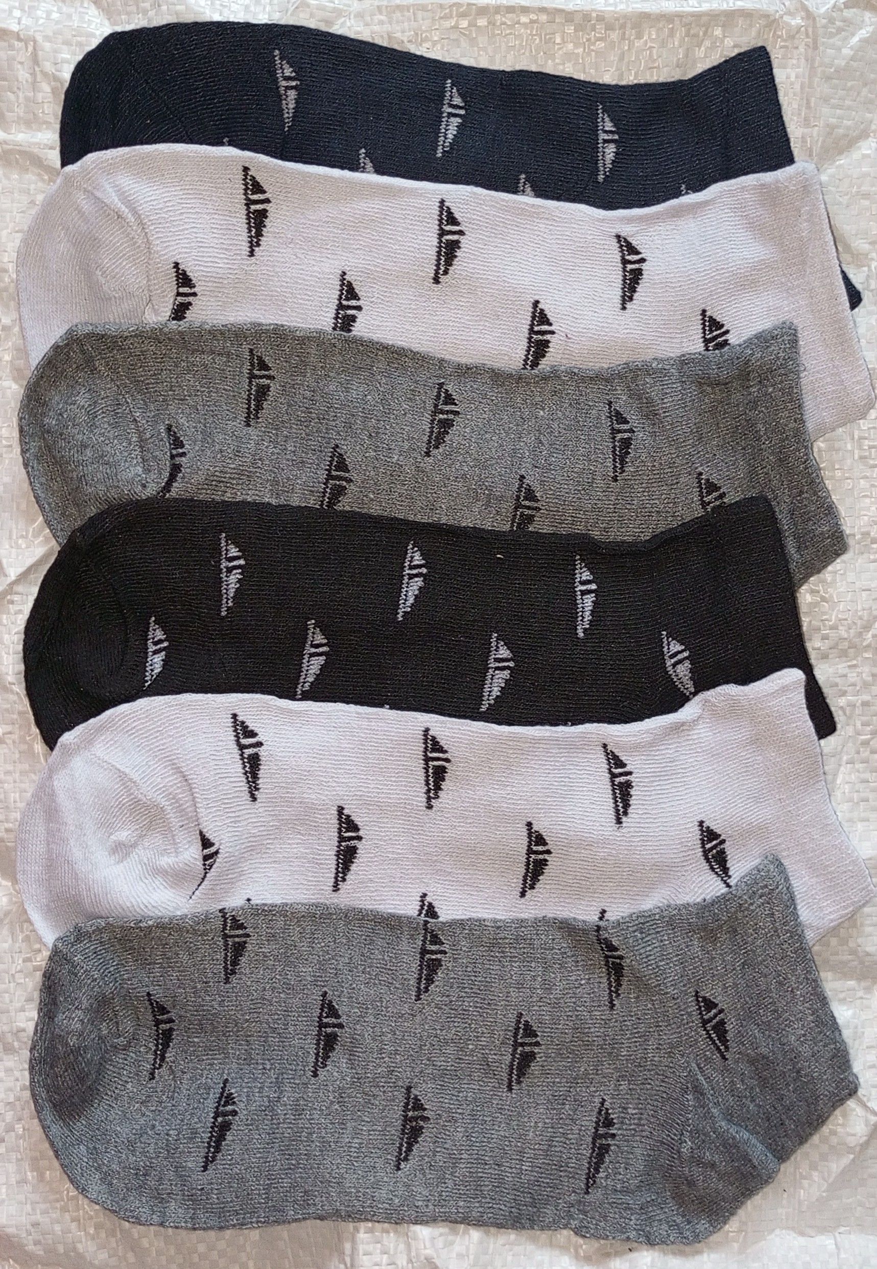 6 Pairs Classic Men Ankle Socks Classy Assorted Designs