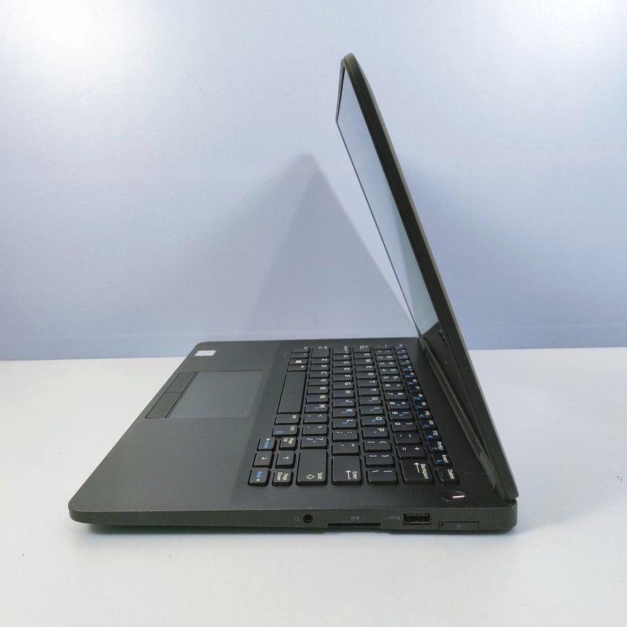 Dell Latitude E7270 6th Gen Intel Core i7 Thin & Light FHD Laptop (8 GB DDR4 RAM/256 GB SSD/12.5" (31.8 cm) FHD/Windows 11/MS Office/WiFi/Bluetooth/Webcam/Integrated Graphics)