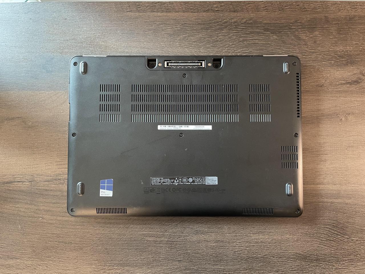 DELL Laptop Latitude E7270 Intel Core i5 6th Gen 6300U (2.40 GHz) 8GB Memory 256 GB SSD 12.5" HD Screen Windows 10 Pro 64-bit