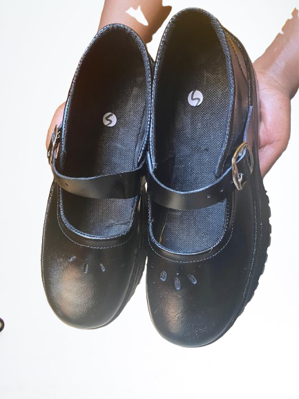 New Arrival Children Girls Ladies Women Black Back to School Pure Genuine Leather shoes,with an easy adjustable strap fastening,comfortable and chic, available in all sizes