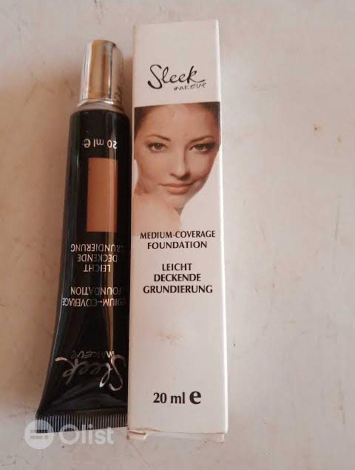 Sleek  Cover Foundation-Sleek Luck.