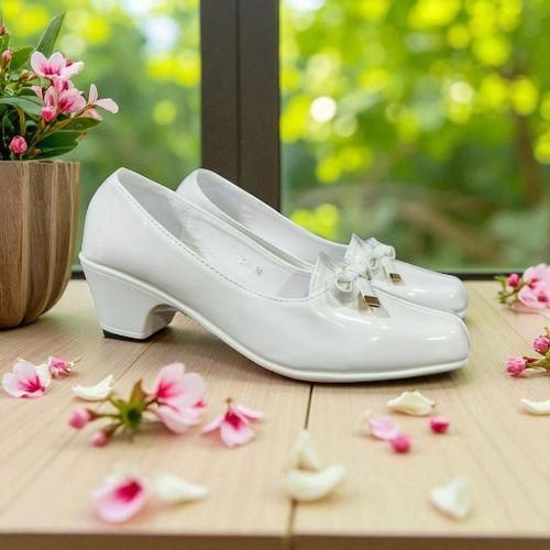 Chic Comfort: Elegant White Low Heel Pumps for Every Occasion. Effortless Elegance. Sophistication in Every Step: Timeless White Block Heel Shoes.Your New Favorite White Shoes.
