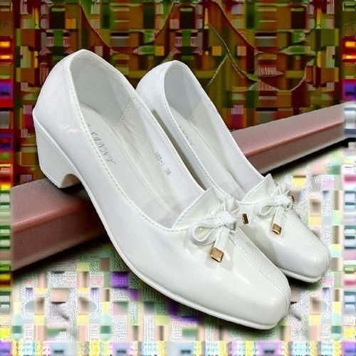 Chic Comfort: Elegant White Low Heel Pumps for Every Occasion. Effortless Elegance. Sophistication in Every Step: Timeless White Block Heel Shoes.Your New Favorite White Shoes.