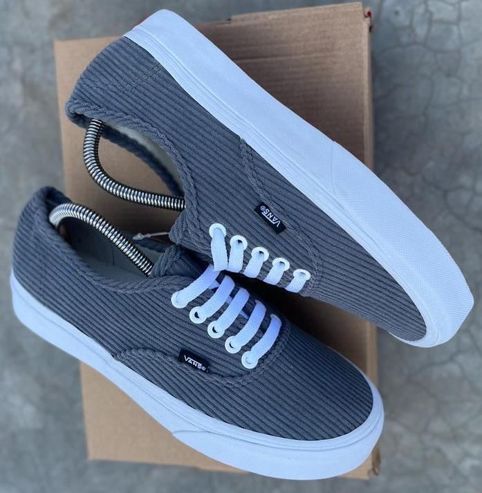 NEW ARRIVALS⚡️💯 Quality Vans Unisex corduroy Vans 💥⚡️fashion unisex vans