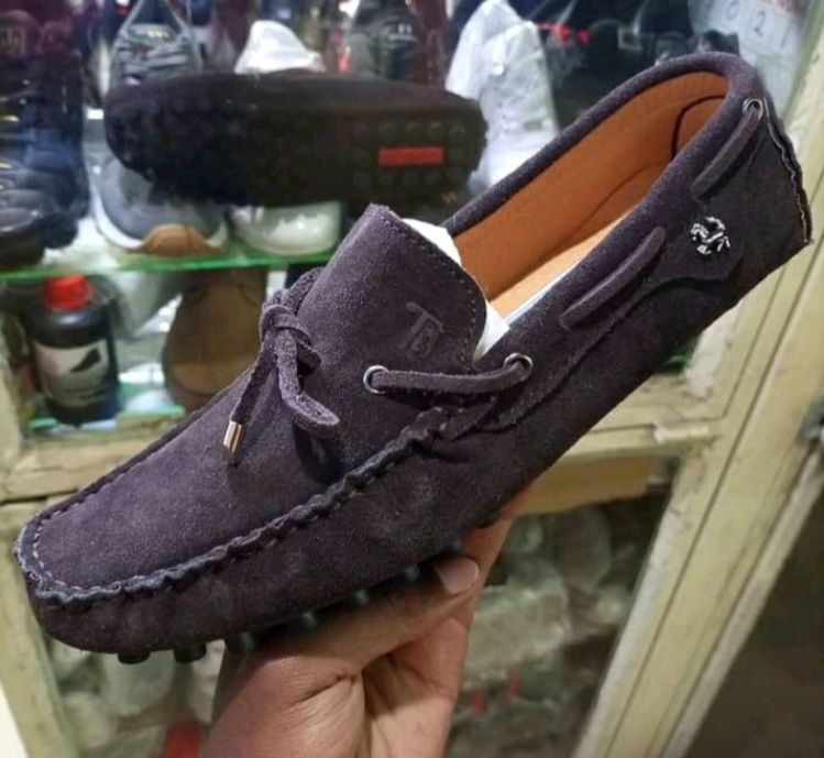Leather suede 💯Men's Official Loafers Luxury 🔥Casual Fashionable Leather Loafers shoes🔥🔥