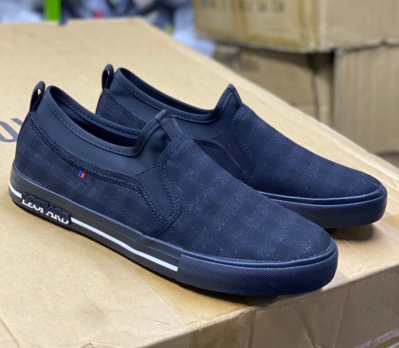 fashion official men`s leopard rubber shoes