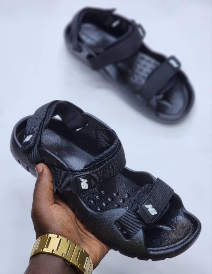 Latest pure leather authentic  fashion outdoor/Indoor slides
