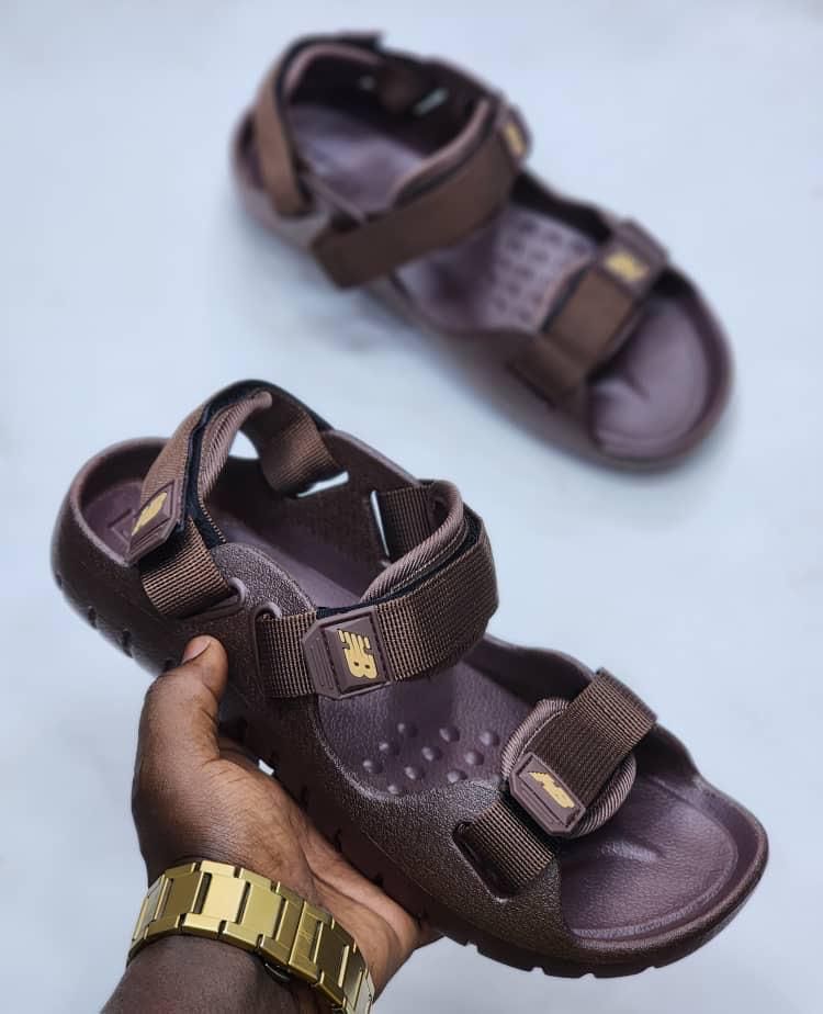 Latest pure leather authentic  fashion outdoor/Indoor slides