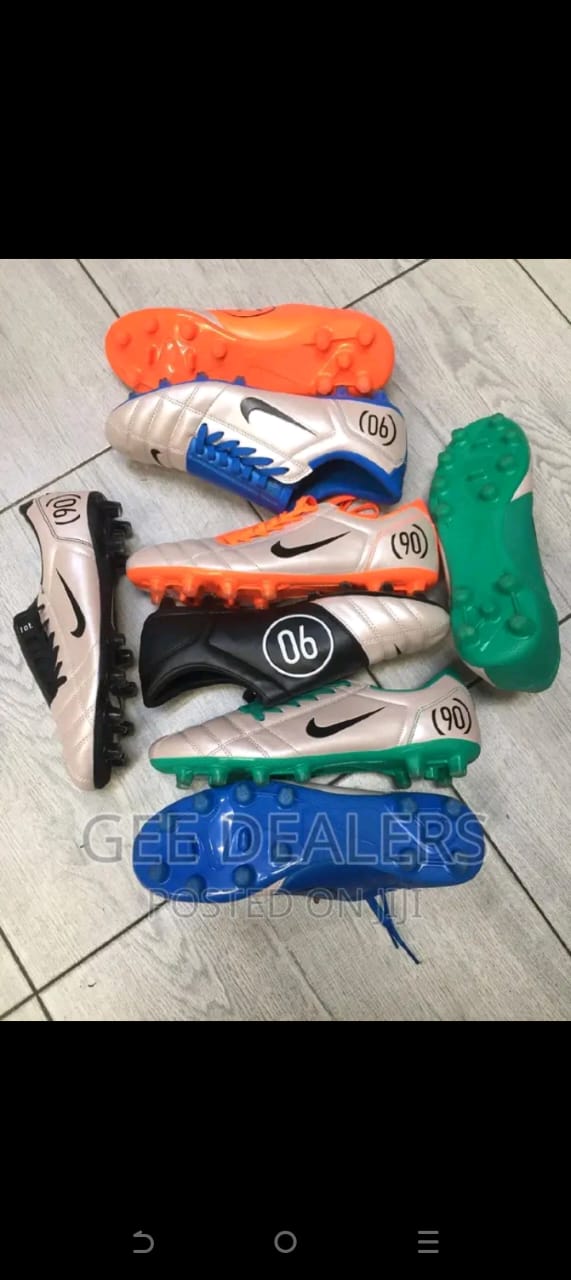 Air zoom boot trainers PROFESSIONAL SOCCER/FOOTBALL BOOTS⚽ High quality comfy football boots 🔥all men and women dreaming football boot favorable for all playing grounds either carpet or dust ground ✨