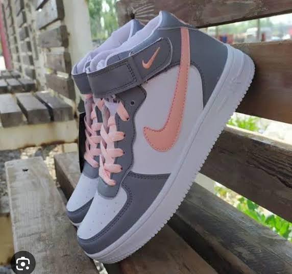 ORIGINAL CLASSIC Airforce 1 GIRLS HIGH CUT quality Air force 1 poisonous ladies shoes ⚡ High quality unisex sneakers⚡ 🔥❤️‍🔥 very cute looking 🥰unisex Airforce 1 shadow women/men original sneakers⚡✨